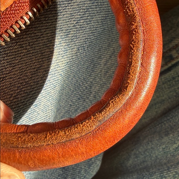 Vilenca Holland Chic Woven Leather Backpack or tote - Picture 11 of 11